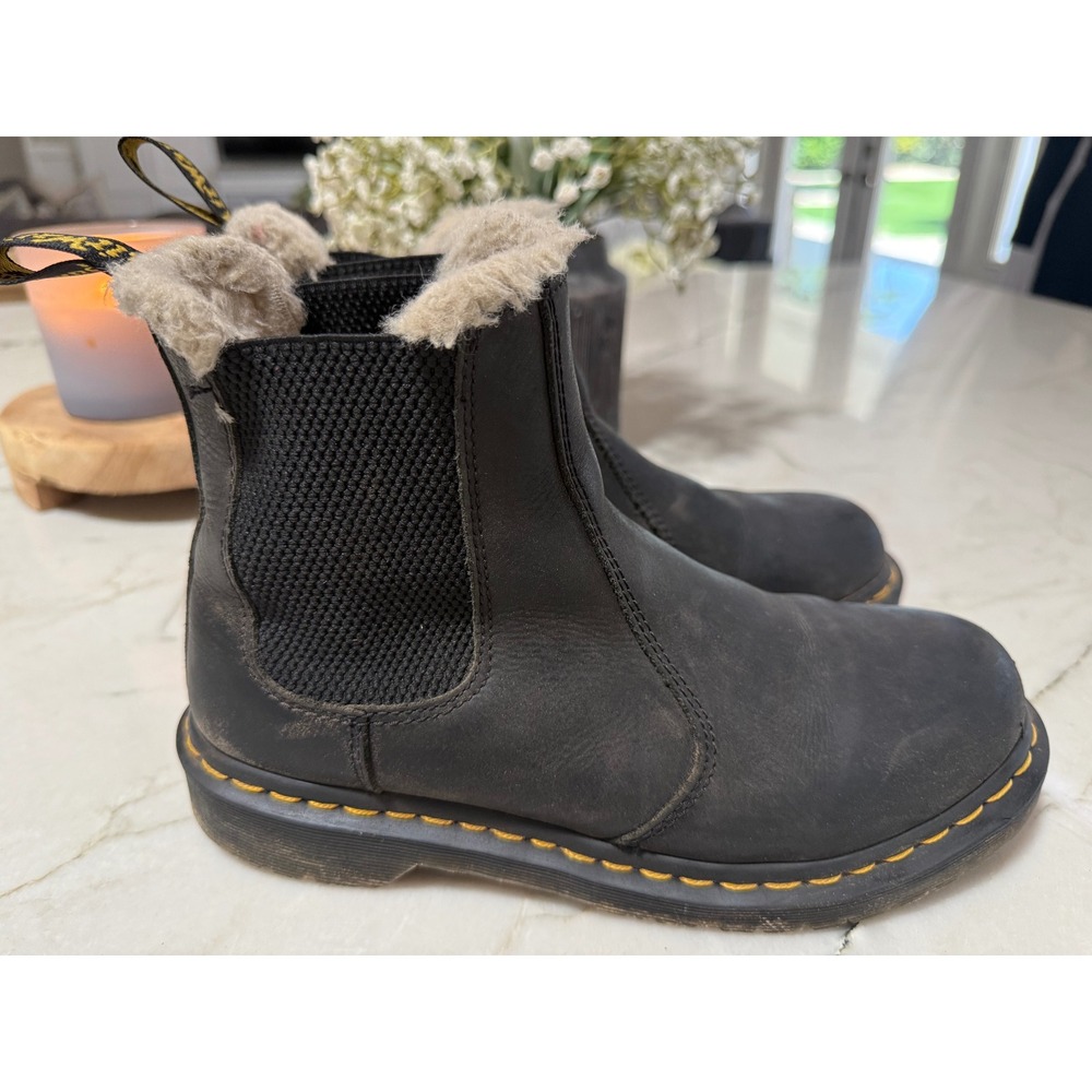Dr. Martens Leonore Faux Fur Lined Chelsea Boots Black Burnished Leather US 8